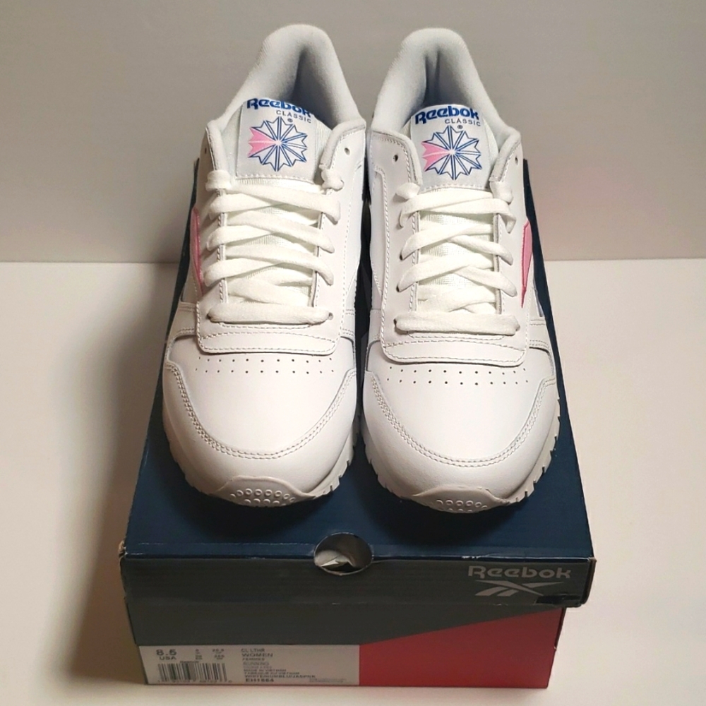 Reebok Classic Leather Sneakers 8.5Womens